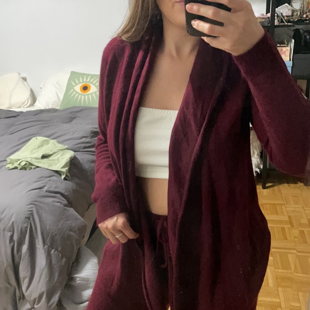 Cashmere set. - Picture 3 of 5